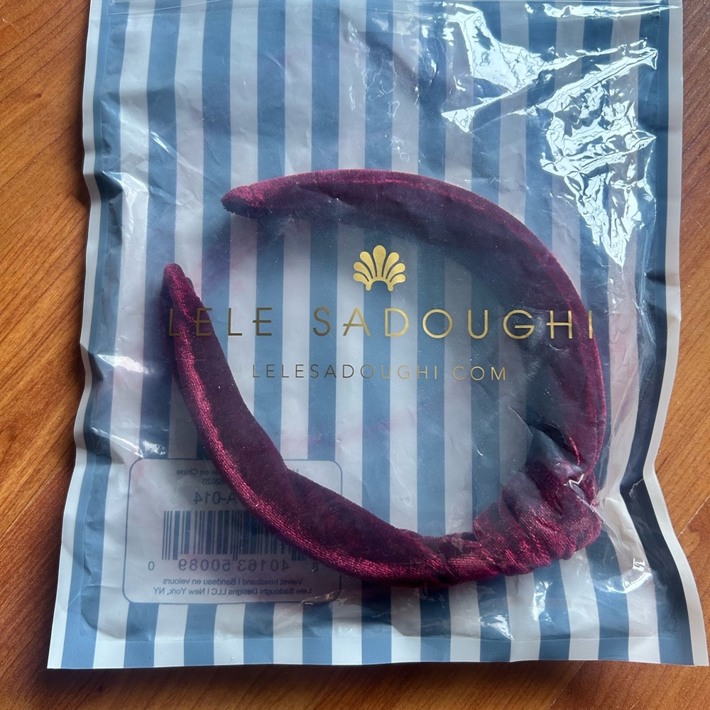 Lele Sadoughi Burgundy Velvet Knot Headband